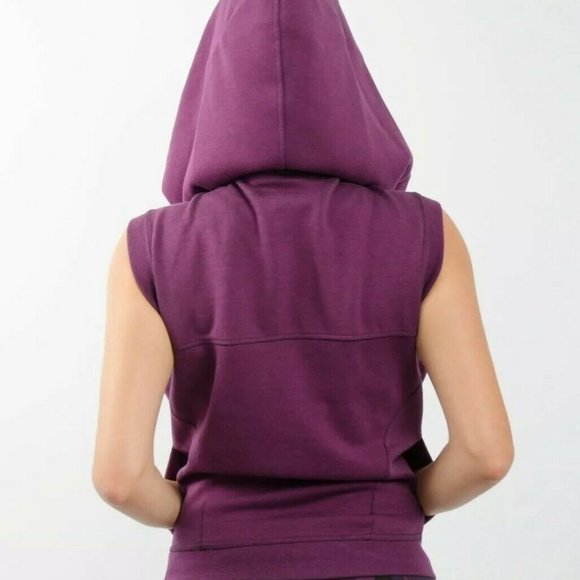 Nike Tech Fleece Sleeveless Hooded Vest Small - Picture 3 of 13